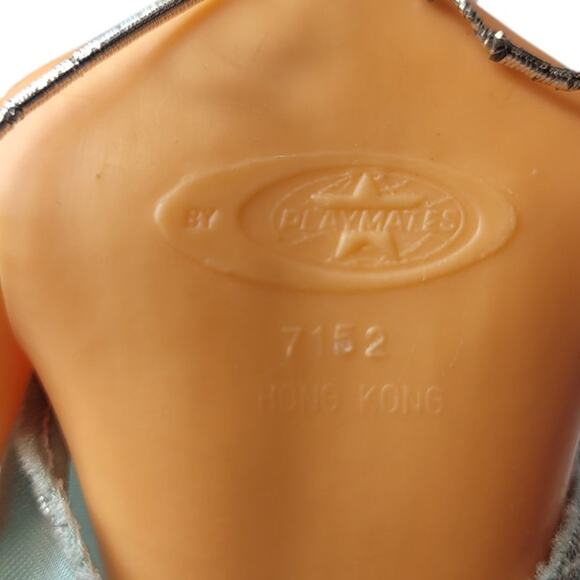 14" Vintage Playmates Skating Doll With Delicate Hands - Picture 8 of 10